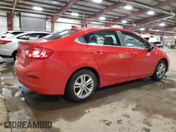 2017 Chevrolet Cruze LT z VIN 1G1BG5SE0H7255849, wystawiony jako Copart lot #84495614 z przebiegiem 109 700 mil mil oraz Czysty tytuł • Clean title. Historia ofert i sprzedaży dostępna na DreamBid. Obrazek 3.
