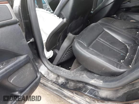 ✅ 2017 Lincoln MKZ Reserve • VIN: 3LN6L5E9XHR649804 • Lot: 41906488. Listed on IAAI with 161,150 mi. Free auction sales archive from the USA and detailed vehicle history report at DreamBid. Image 8.