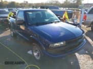 ✅ 1998 Chevrolet S-10 LS • VIN: 1GCCS1443W8240308 • Лот: 43574635. Опубликован ранее на IAAI с пробегом 231 135 миль. Бесплатный доступ к архиву аукционных продаж из США и подробный отчёт об истории автомобиля на DreamBid. Изображение 1.