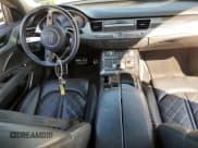 ✅ 2014 Audi S8 • VIN: WAUD2AFD6EN004797 • Lot: 69993344. Wystawiony na Copart z przebiegiem 124 196 mil. Bezpłatny archiwum sprzedaży aukcyjnych z USA i szczegółowy raport historii pojazdu na DreamBid. Zdjęcie 8.