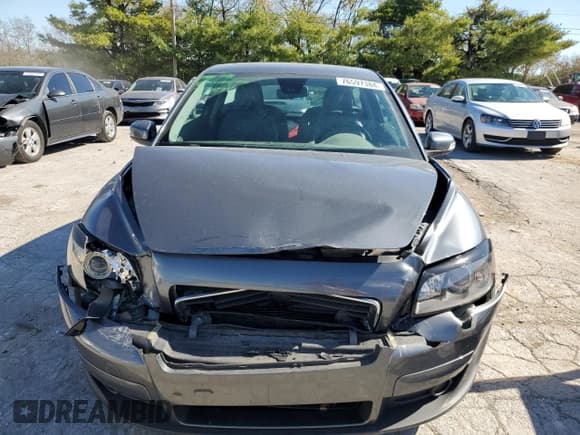 ✅ 2010 Volvo C30 • VIN: YV1672MK0A2183378 • Lot: 76597384. Listed on Copart with 180,428 mi. Free auction sales archive from the USA and detailed vehicle history report at DreamBid. Image 5.