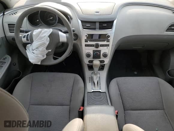 2012 Chevrolet Malibu 1FL z VIN 1G1ZA5E0XCF210934, wystawiony jako Copart lot #64341934 z przebiegiem 165 822 mil mil oraz Szkoda całkowita • Salvage title. Historia ofert i sprzedaży dostępna na DreamBid. Obrazek 8.