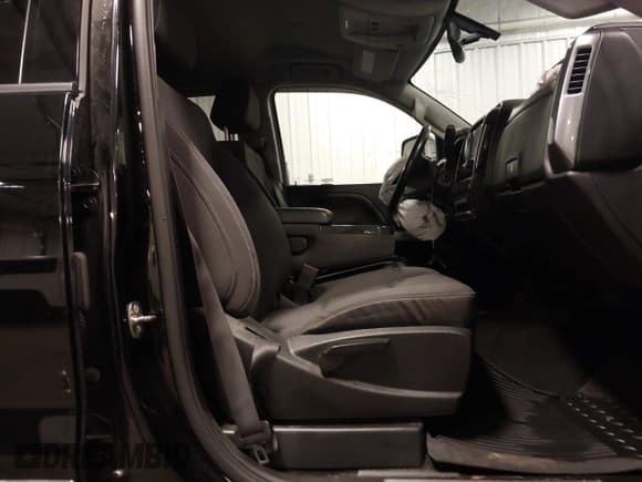 ✅ 2019 Chevrolet Silverado 2500HD LT • VIN: 1GC1KSEGXKF105225 • Лот: 42248875. Опубликован ранее на IAAI с пробегом 89 856 миль. Бесплатный доступ к архиву аукционных продаж из США и подробный отчёт об истории автомобиля на DreamBid. Изображение 5.