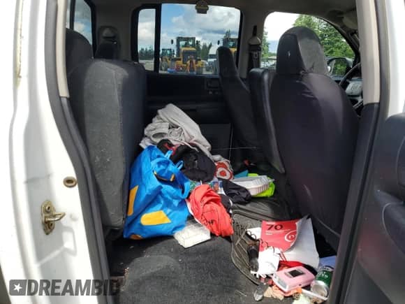 2001 Dodge Dakota Sport с VIN 1B7HG2AZ11S323342, выставлен на аукционе Copart как лот 59001405 с пробегом 245 225 миль миль и Списание • Salvage title. История ставок и продаж доступна на DreamBid. Изображение 10.