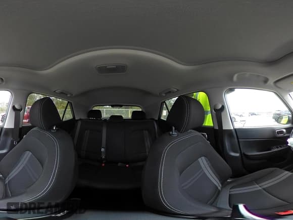 ✅ 2020 Hyundai Venue SEL • VIN: KMHRC8A36LU035740 • Lot: 42147822. Listed on IAAI with 31,237 mi. Free auction sales archive from the USA and detailed vehicle history report at DreamBid. Image 18.