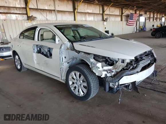 ✅ 2012 Buick LaCrosse Premium 1 • VIN: 1G4GD5ER2CF231745 • Лот: 89671655. Опубликован ранее на Copart с пробегом 81 775 миль. Бесплатный доступ к архиву аукционных продаж из США и подробный отчёт об истории автомобиля на DreamBid. Изображение 4.