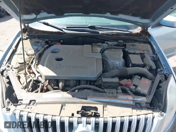 ✅ 2010 Mercury Milan Hybrid • VIN: 3MEDM0L31AR626765 • Lot: 42679027. Listed on IAAI with 130,116 mi. Free auction sales archive from the USA and detailed vehicle history report at DreamBid. Image 10.