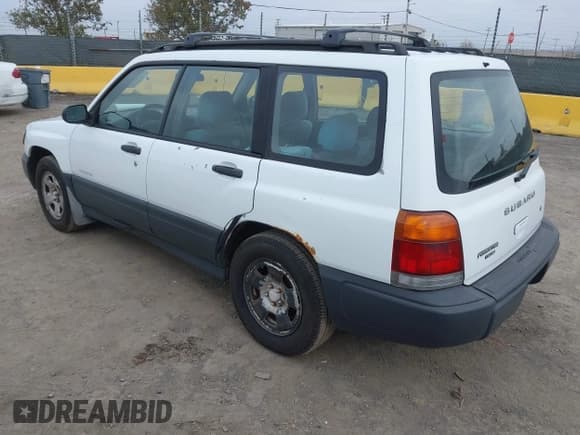 ✅ 2000 Subaru Forester L • VIN: JF1SF635XYG727012 • Lot: 43794854. Wystawiony na IAAI z przebiegiem 166 062 mil. Bezpłatny archiwum sprzedaży aukcyjnych z USA i szczegółowy raport historii pojazdu na DreamBid. Zdjęcie 3.