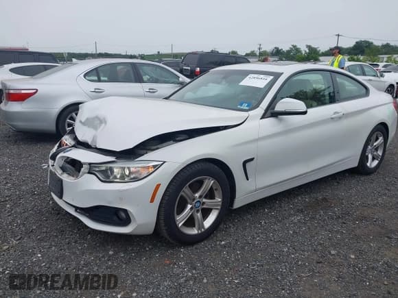 ✅ 2014 BMW 4 Series 428i xDrive • VIN: WBA3N5C52EF716189 • Lot: 42896816. Listed on IAAI with 110,331 mi. Free auction sales archive from the USA and detailed vehicle history report at DreamBid. Image 17.
