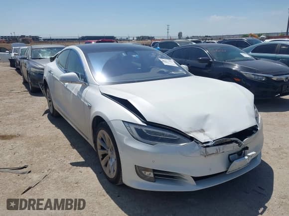 ✅ 2017 Tesla Model S 100D • VIN: 5YJSA1E20HF232570 • Lot: 42037409. Wystawiony na IAAI z przebiegiem 68 957 mil. Bezpłatny archiwum sprzedaży aukcyjnych z USA i szczegółowy raport historii pojazdu na DreamBid. Zdjęcie 1.
