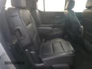 ✅ 2019 Chevrolet Traverse LT • VIN: 1GNEVHKW4KJ316979 • Lot: 85747305. Wystawiony na Copart z przebiegiem 170 507 mil. Bezpłatny archiwum sprzedaży aukcyjnych z USA i szczegółowy raport historii pojazdu na DreamBid. Zdjęcie 11.