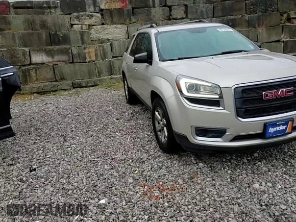 ✅ 2014 GMC Acadia SLE • VIN: 1GKKRNED9EJ204616 • Lot: 68720635. Wystawiony na Copart z przebiegiem 123 351 mil. Bezpłatny archiwum sprzedaży aukcyjnych z USA i szczegółowy raport historii pojazdu na DreamBid. Zdjęcie 14.