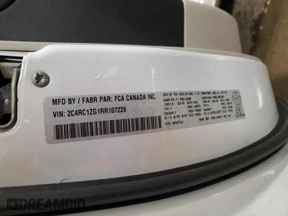 ✅ 2024 Chrysler Grand Caravan SXT • VIN: 2C4RC1ZG1RR107226 • Lot: 85417454. Listed on Copart with 38,567 mi. Free auction sales archive from the USA and detailed vehicle history report at DreamBid. Image 13.