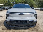 ✅ 2025 Chevrolet Silverado 1500 • VIN: 1GC402EL6SU406523 • Лот: 81186035. Опубликован ранее на Copart с пробегом 10 538 миль. Бесплатный доступ к архиву аукционных продаж из США и подробный отчёт об истории автомобиля на DreamBid. Изображение 5.