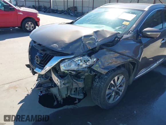 ✅ 2015 Nissan Murano S • VIN: 5N1AZ2MG2FN213133 • Lot: 43607326. Wystawiony na IAAI z przebiegiem 219 824 mil. Bezpłatny archiwum sprzedaży aukcyjnych z USA i szczegółowy raport historii pojazdu na DreamBid. Zdjęcie 6.