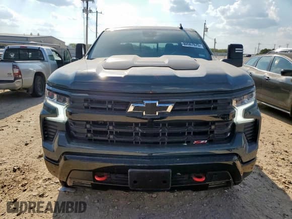 ✅ 2025 Chevrolet Silverado 1500 LT Trail Boss • VIN: 3GCUKFE85SG336657 • Lot: 84893195. Wystawiony na Copart z przebiegiem 4 990 mil. Bezpłatny archiwum sprzedaży aukcyjnych z USA i szczegółowy raport historii pojazdu na DreamBid. Zdjęcie 5.