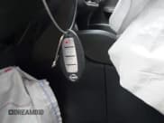 ✅ 2021 Nissan Versa S • VIN: 3N1CN8DV3ML894221 • Лот: 43319671. Опубликован ранее на IAAI с пробегом 14 416 миль. Бесплатный доступ к архиву аукционных продаж из США и подробный отчёт об истории автомобиля на DreamBid. Изображение 11.