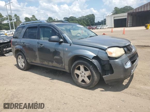 ✅ 2006 Saturn VUE • VIN: 5GZCZ53446S839885 • Lot: 68263555. Wystawiony na Copart z przebiegiem 240 211 mil. Bezpłatny archiwum sprzedaży aukcyjnych z USA i szczegółowy raport historii pojazdu na DreamBid. Zdjęcie 4.