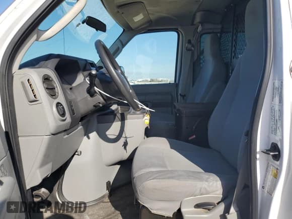 ✅ 2012 Ford Econoline Cargo Recreational • VIN: 1FTNE2EL9CDA11355 • Lot: 75163783. Wystawiony na Copart z przebiegiem 172 584 mil. Bezpłatny archiwum sprzedaży aukcyjnych z USA i szczegółowy raport historii pojazdu na DreamBid. Zdjęcie 7.