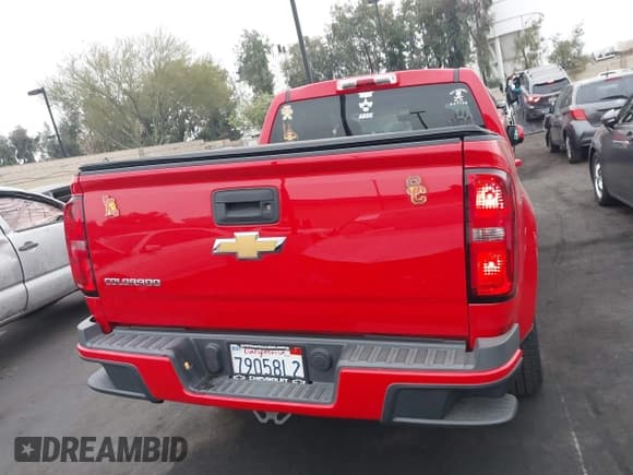 ✅ 2018 Chevrolet Colorado 2WD Work Truck • VIN: 1GCGSBEAXJ1246300 • Lot: 42795674. Listed on IAAI with 67,298 mi. Free auction sales archive from the USA and detailed vehicle history report at DreamBid. Image 17.