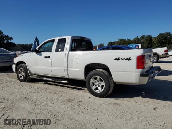 ✅ 2006 Dodge Dakota SLT • VIN: 1D7HW42K16S630510 • Лот: 91568095. Опубликован ранее на Copart с пробегом 113 720 миль. Бесплатный доступ к архиву аукционных продаж из США и подробный отчёт об истории автомобиля на DreamBid. Изображение 2.