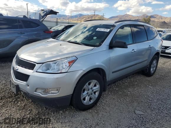 ✅ 2011 Chevrolet Traverse LS • VIN: 1GNKVEED9BJ101979 • Lot: 82411975. Wystawiony na Copart z przebiegiem 159 074 mil. Bezpłatny archiwum sprzedaży aukcyjnych z USA i szczegółowy raport historii pojazdu na DreamBid. Zdjęcie 1.