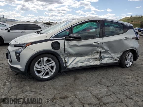 ✅ 2023 Chevrolet Bolt EV 1LT • VIN: 1G1FW6S00P4115993 • Lot: 51613375. Wystawiony na Copart z przebiegiem 65 896 mil. Bezpłatny archiwum sprzedaży aukcyjnych z USA i szczegółowy raport historii pojazdu na DreamBid. Zdjęcie 1.