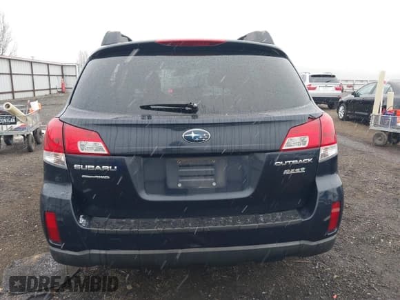 ✅ 2012 Subaru Outback Prem • VIN: 4S4BRBCC5C3302818 • Lot: 43816261. Listed on IAAI with 171,551 mi. Free auction sales archive from the USA and detailed vehicle history report at DreamBid. Image 17.
