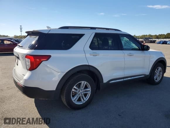 ✅ 2024 Ford Explorer XLT • VIN: 1FMSK8DH9RGA17249 • Lot: 86780215. Wystawiony na Copart z przebiegiem 16 756 mil. Bezpłatny archiwum sprzedaży aukcyjnych z USA i szczegółowy raport historii pojazdu na DreamBid. Zdjęcie 3.
