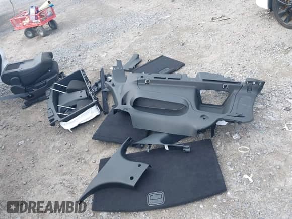 2024 Dodge Durango Pursuit with VIN 1C4SDJFT2RC213662, listed as a IAAI auction lot 42074058 with 1,238 mi miles and . Bid and sale history available at DreamBid. Image 12.