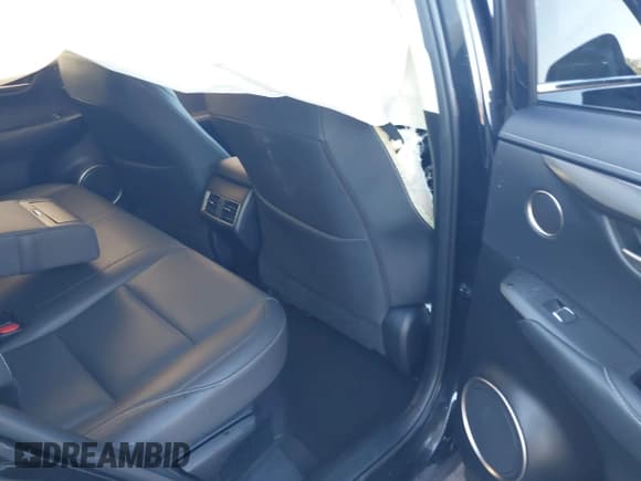 ✅ 2021 Lexus NX 300 • VIN: JTJGARBZ4M2185950 • Lot: 43683181. Wystawiony na IAAI z przebiegiem 122 718 mil. Bezpłatny archiwum sprzedaży aukcyjnych z USA i szczegółowy raport historii pojazdu na DreamBid. Zdjęcie 8.