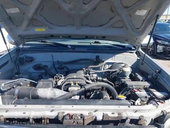 ✅ 2006 Toyota Tundra SR5 • VIN: 5TBET34146S533775 • Lot: 43595281. Listed on IAAI with 280,487 mi. Free auction sales archive from the USA and detailed vehicle history report at DreamBid. Image 10.