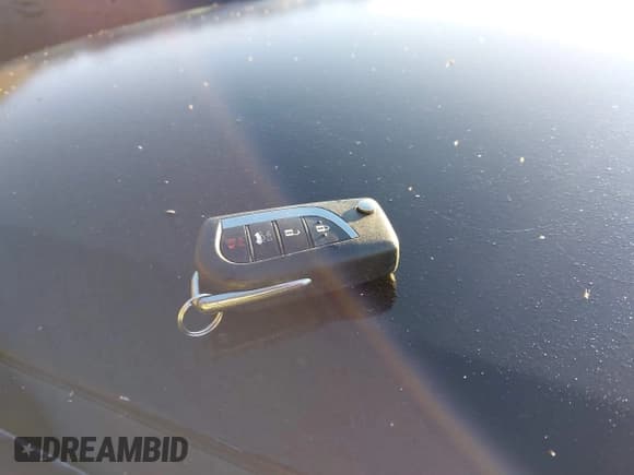 ✅ 2020 Toyota Corolla LE • VIN: 5YFEPRAE5LP133458 • Лот: 43326205. Опубликован ранее на IAAI с пробегом 122 058 миль. Бесплатный доступ к архиву аукционных продаж из США и подробный отчёт об истории автомобиля на DreamBid. Изображение 11.