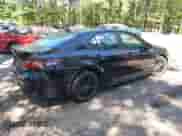 2022 Toyota Camry SE z VIN 4T1G11AK7NU068339, wystawiony jako IAAI lot #42534773 z przebiegiem 33 661 mil mil oraz . Historia ofert i sprzedaży dostępna na DreamBid. Obrazek 4.