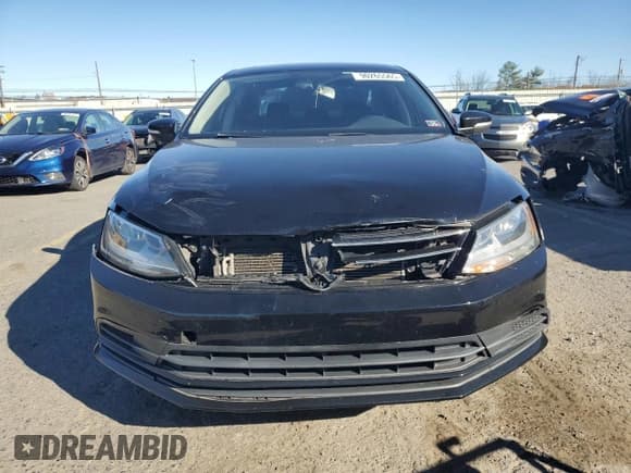 ✅ 2015 Volkswagen Jetta S • VIN: 3VWLA7AJ4FM305675 • Lot: 90265565. Listed on Copart with 111,821 mi. Free auction sales archive from the USA and detailed vehicle history report at DreamBid. Image 5.