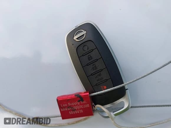 ✅ 2025 Nissan Rogue SL • VIN: JN8BT3CB7SW153901 • Lot: 42217764. Listed on IAAI with 3,322 mi. Free auction sales archive from the USA and detailed vehicle history report at DreamBid. Image 11.