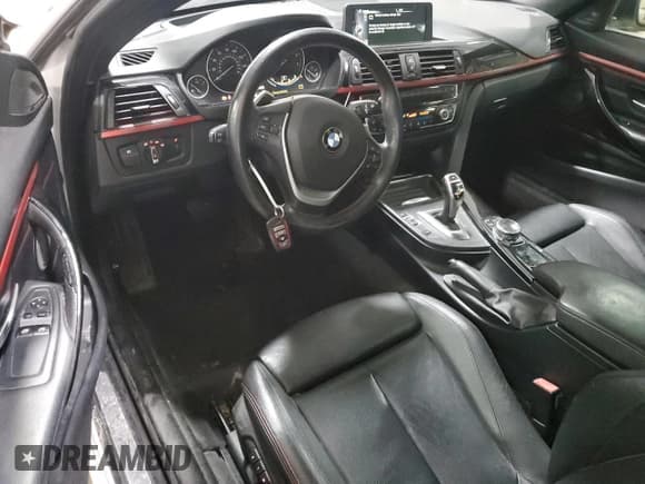 ✅ 2014 BMW 4 Series 435i xDrive • VIN: WBA3R5C57EK188094 • Lot: 92349115. Wystawiony na Copart z przebiegiem 122 943 mil. Bezpłatny archiwum sprzedaży aukcyjnych z USA i szczegółowy raport historii pojazdu na DreamBid. Zdjęcie 8.