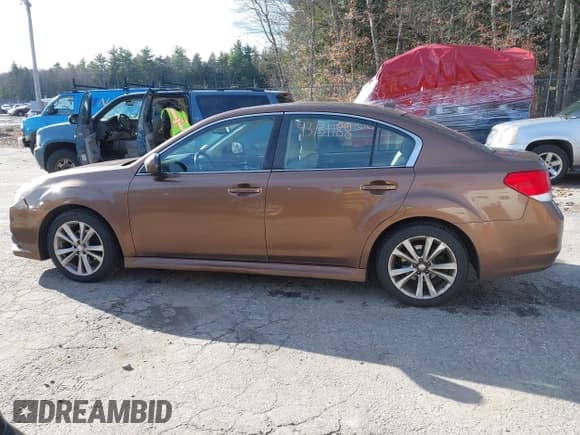 ✅ 2013 Subaru Legacy Limited • VIN: 4S3BMBK65D3022008 • Lot: 43731188. Listed on IAAI with 167,564 mi. Free auction sales archive from the USA and detailed vehicle history report at DreamBid. Image 14.