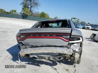 ✅ 2015 Dodge Charger SE • VIN: 2C3CDXBGXFH897339 • Lot: 84837505. Wystawiony na Copart z przebiegiem 100 682 mil. Bezpłatny archiwum sprzedaży aukcyjnych z USA i szczegółowy raport historii pojazdu na DreamBid. Zdjęcie 6.