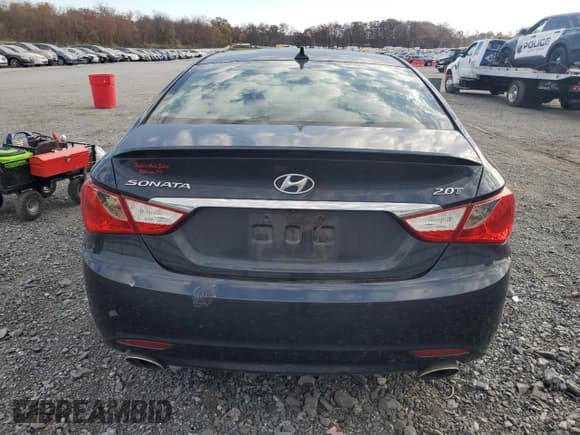 ✅ 2013 Hyundai Sonata SE • VIN: 5NPEC4AB3DH758301 • Lot: 77623114. Listed on Copart with 135,613 mi. Free auction sales archive from the USA and detailed vehicle history report at DreamBid. Image 6.