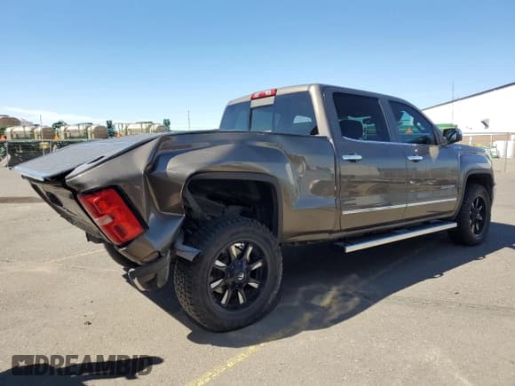 ✅ 2015 GMC Sierra 1500 SLT • VIN: 3GTU2VEC5FG266291 • Лот: 68324495. Опубликован ранее на Copart с пробегом 168 962 миль. Бесплатный доступ к архиву аукционных продаж из США и подробный отчёт об истории автомобиля на DreamBid. Изображение 3.