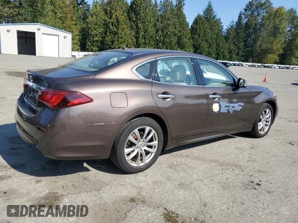 ✅ 2018 Infiniti Q70 Luxe • VIN: JN1BY1ARXJM220134 • Лот: 80606965. Опубликован ранее на Copart с пробегом 55 195 миль. Бесплатный доступ к архиву аукционных продаж из США и подробный отчёт об истории автомобиля на DreamBid. Изображение 3.