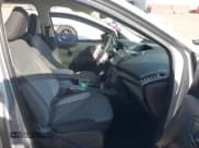 ✅ 2018 Ford Escape S • VIN: 1FMCU0F77JUA17972 • Lot: 43285177. Wystawiony na IAAI z przebiegiem 131 379 mil. Bezpłatny archiwum sprzedaży aukcyjnych z USA i szczegółowy raport historii pojazdu na DreamBid. Zdjęcie 5.