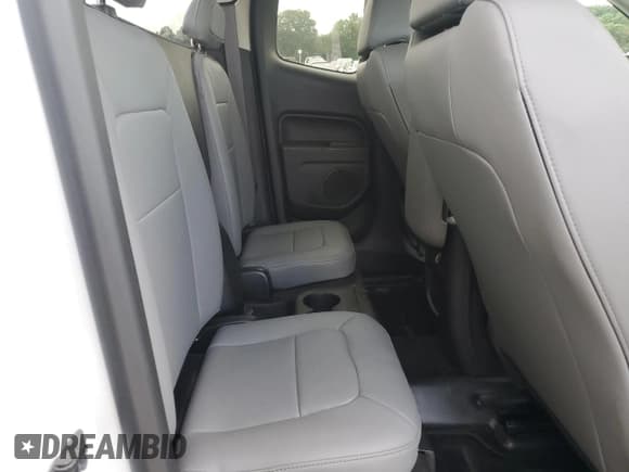 ✅ 2022 Chevrolet Colorado 2WD Work Truck • VIN: 1GCHSBEA8N1315771 • Lot: 70133624. Listed on Copart with 44,526 mi. Free auction sales archive from the USA and detailed vehicle history report at DreamBid. Image 10.