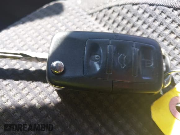 ✅ 2007 Volkswagen Jetta • VIN: 3VWGG71K37M050110 • Лот: 42810950. Опубликован ранее на IAAI с пробегом 136 740 миль. Бесплатный доступ к архиву аукционных продаж из США и подробный отчёт об истории автомобиля на DreamBid. Изображение 11.