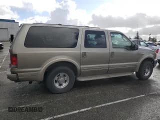 ✅ 2003 Ford Excursion • VIN: 1FMNU44S63EB96154 • Lot: 45378535. Listed on Copart with 250,402 mi. Free auction sales archive from the USA and detailed vehicle history report at DreamBid. Image 3.