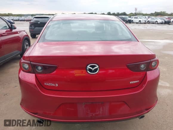 ✅ 2024 Mazda 3 S Select Sport • VIN: 3MZBPABM8RM425645 • Lot: 43529697. Listed on IAAI with 36,561 mi. Free auction sales archive from the USA and detailed vehicle history report at DreamBid. Image 16.