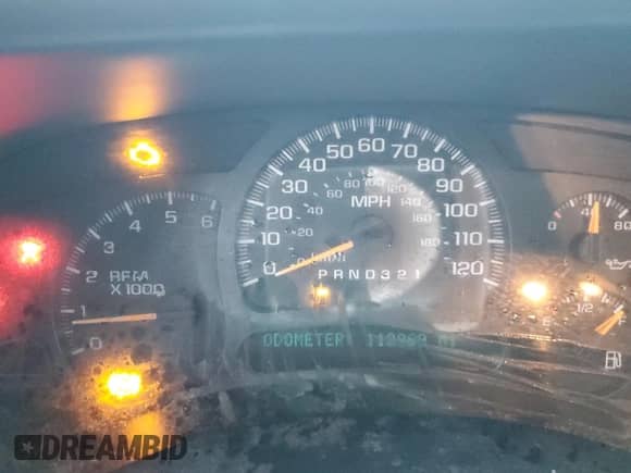 2006 Chevrolet Silverado 1500 LS z VIN 1GCEK19V76Z205081, wystawiony jako Copart lot #81746094 z przebiegiem 112 969 mil mil oraz Czysty tytuł • Clean title. Historia ofert i sprzedaży dostępna na DreamBid. Obrazek 9.