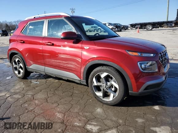 ✅ 2023 Hyundai Venue SEL • VIN: KMHRC8A38PU273627 • Lot: 88896845. Listed on Copart with 10,462 mi. Free auction sales archive from the USA and detailed vehicle history report at DreamBid. Image 4.