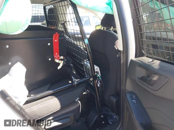 ✅ 2022 Ford Escape SE • VIN: 1FMCU9G62NUA67291 • Lot: 42350805. Listed on IAAI with 25,719 mi. Free auction sales archive from the USA and detailed vehicle history report at DreamBid. Image 8.